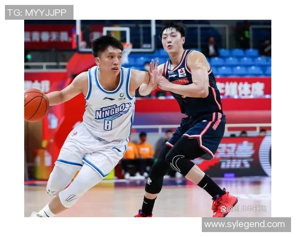 深圳篮球队强势领跑欧锦赛积分榜以58分稳居第一 深圳篮球队强势领跑欧锦赛积分榜以58分稳居第一